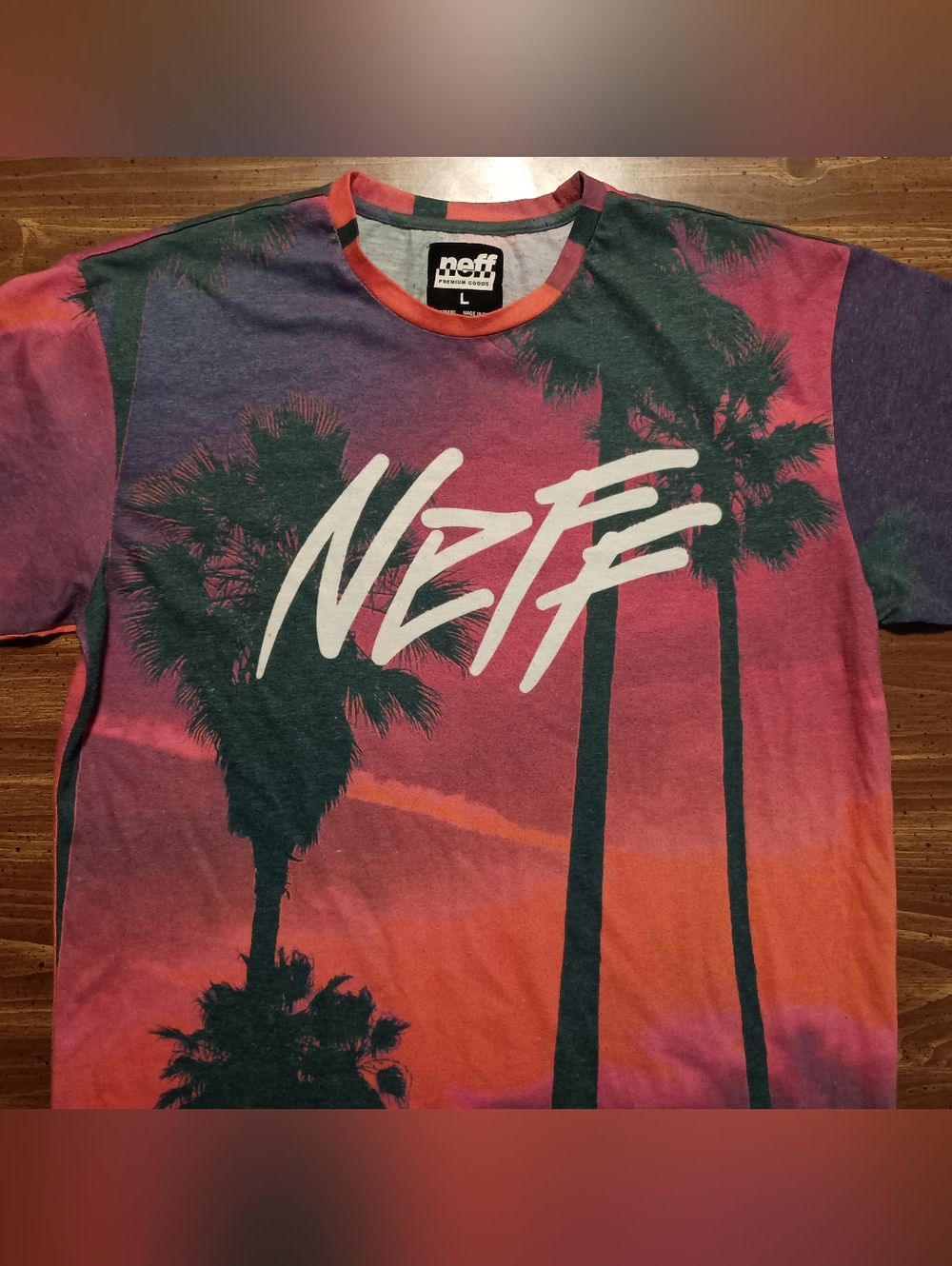 NEFF DESIGNER T-SHIRT - Large // Palm Tree Fashion Design Tee Shirt Beach Rave